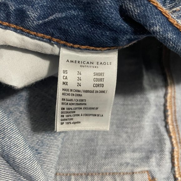 American Eagle Relaxed Mom jean - Picture 4 of 5